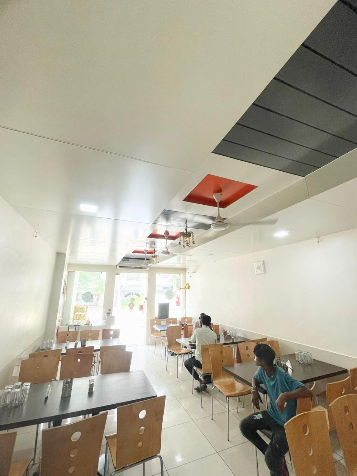 Hotel Rajdhani And Guest House Gujarat - Best Family Hotel In Halol Near Pavagadh And Halol Gidc Bagian luar foto